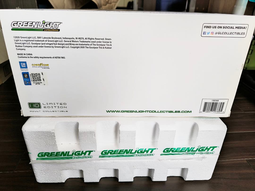 キャンペーン激レアGreenLight 1977 PontiacFirebird