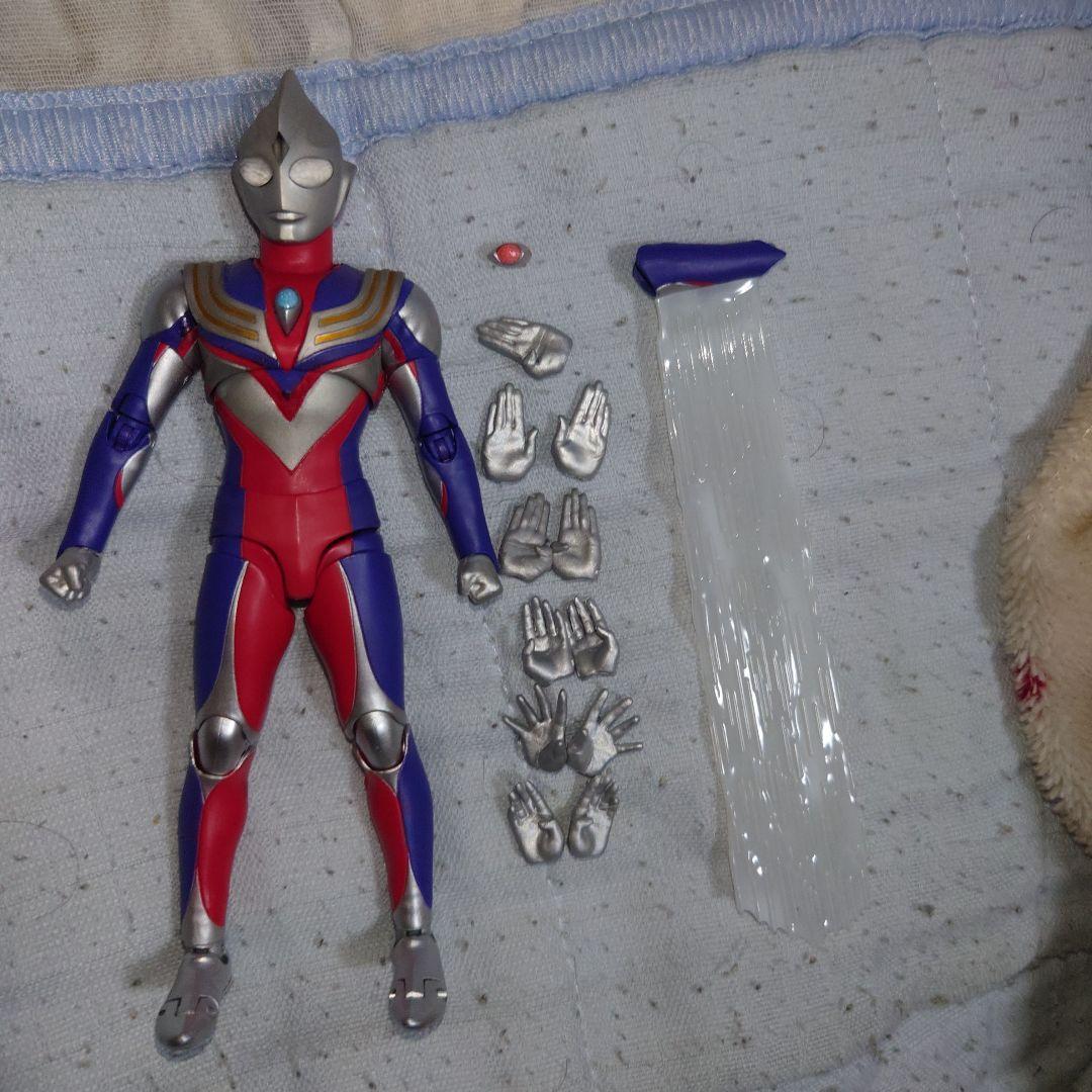 【ひび割れあり】SHF 真骨彫製法 ウルトラマンティガ マルチタイプ 初版