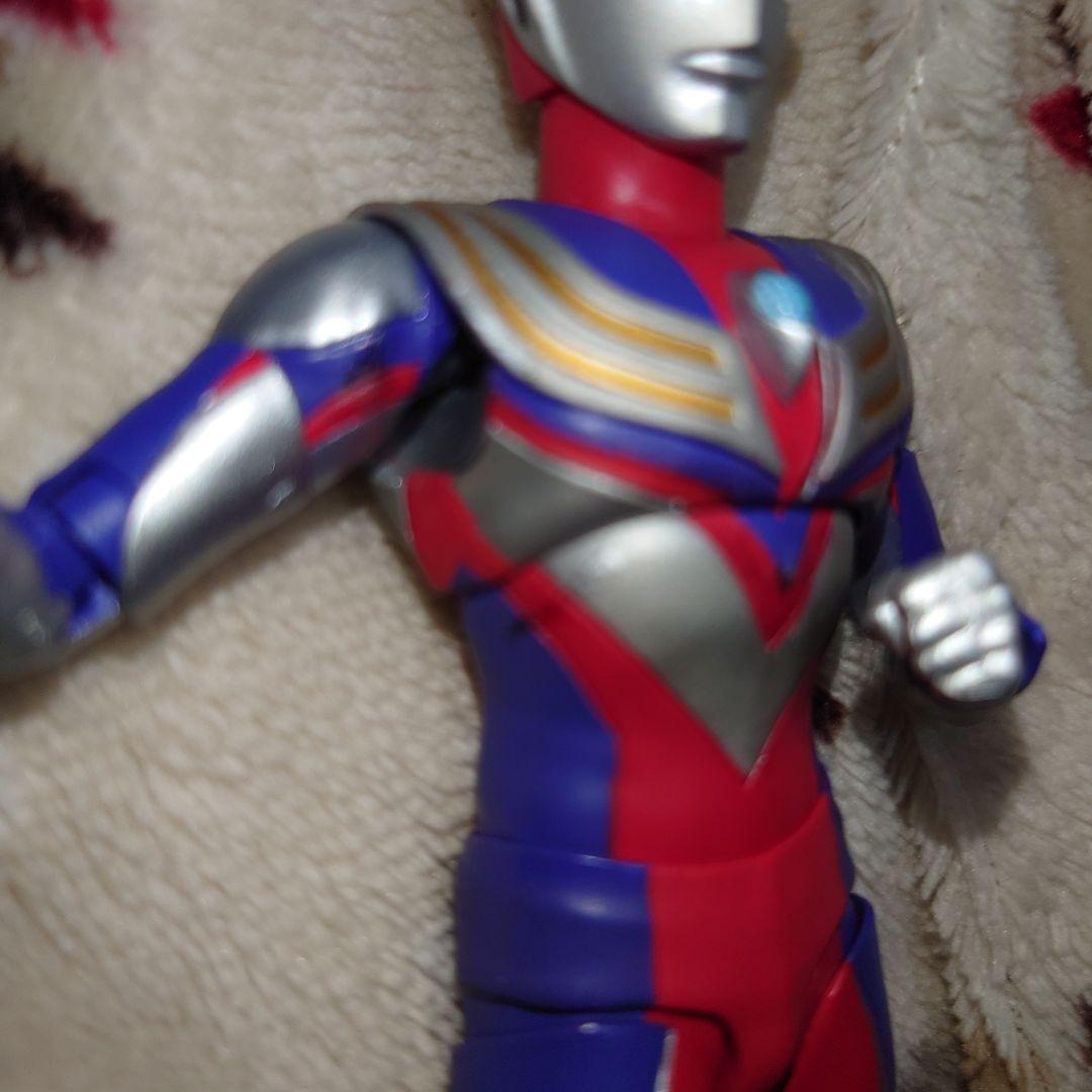 【ひび割れあり】SHF 真骨彫製法 ウルトラマンティガ マルチタイプ 初版
