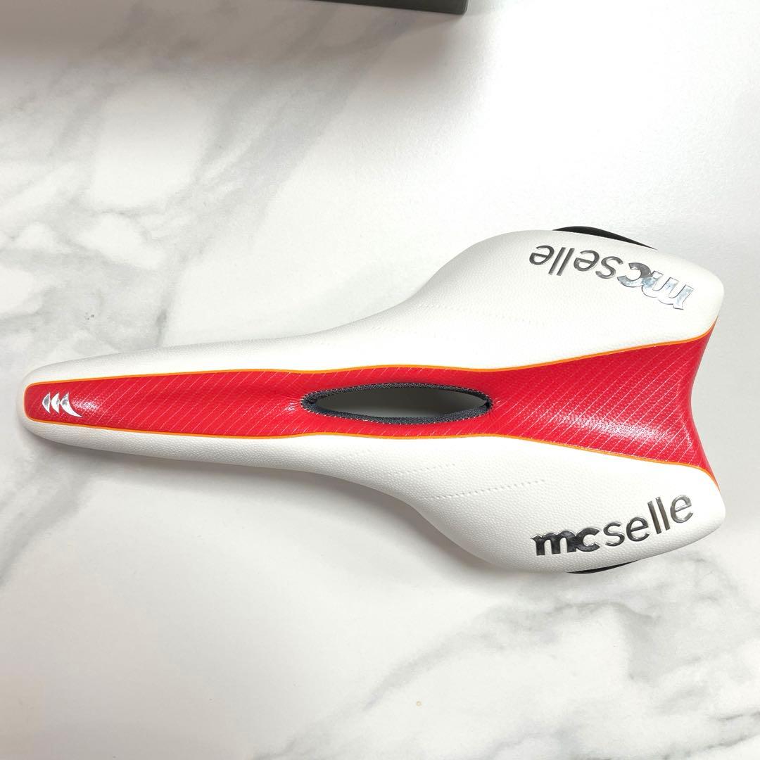 【新品】自転車サドル　MCselle マクセラ　サドル箱入り