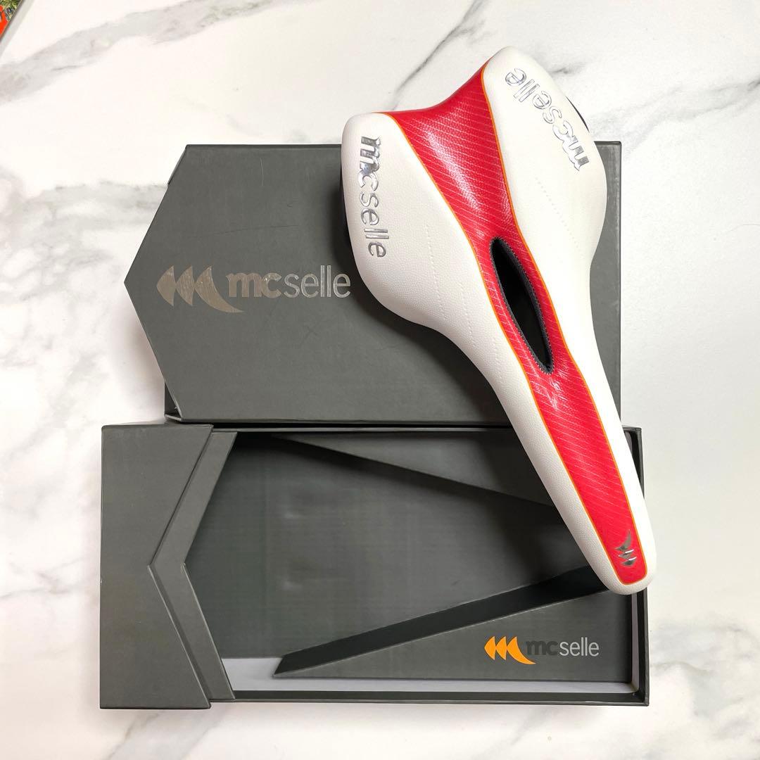 【新品】自転車サドル　MCselle マクセラ　サドル箱入り