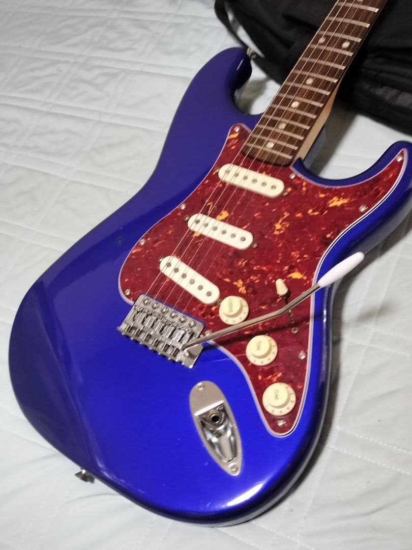 Squier ストラト Affinity 青 ケース付き 初心者最適