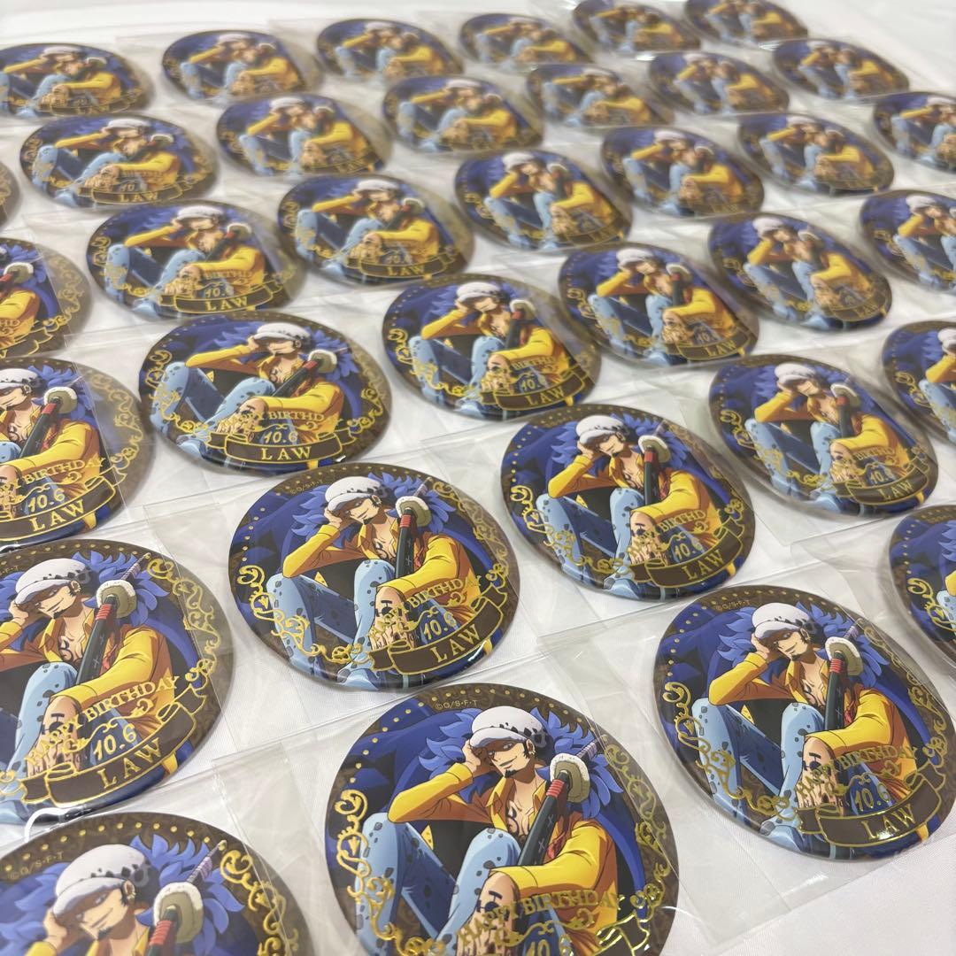 トラファルガー・ロー 42点 ジュエリー 缶バッジ ワンピース