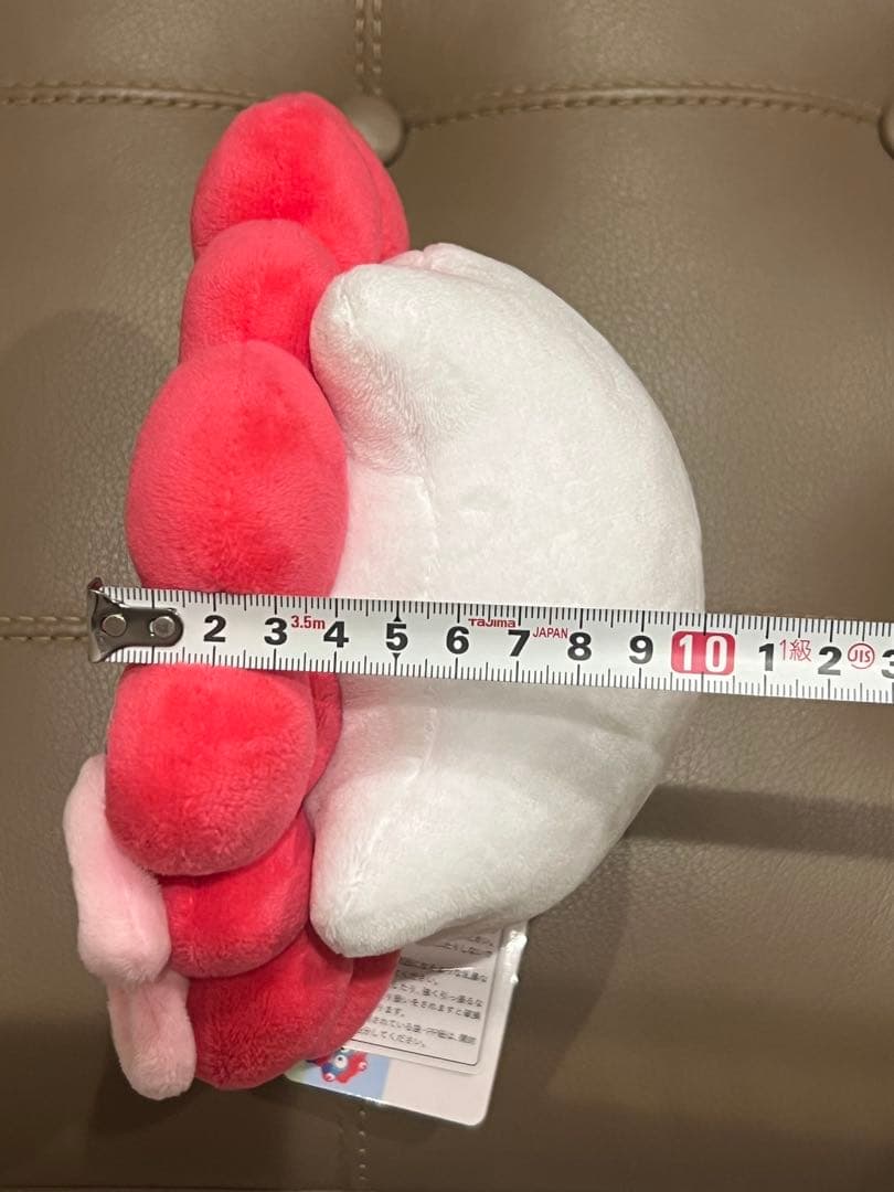 サンリオ　ミャクミャク　なりきりぬいぐるみ　M サイズ　ハローキティ