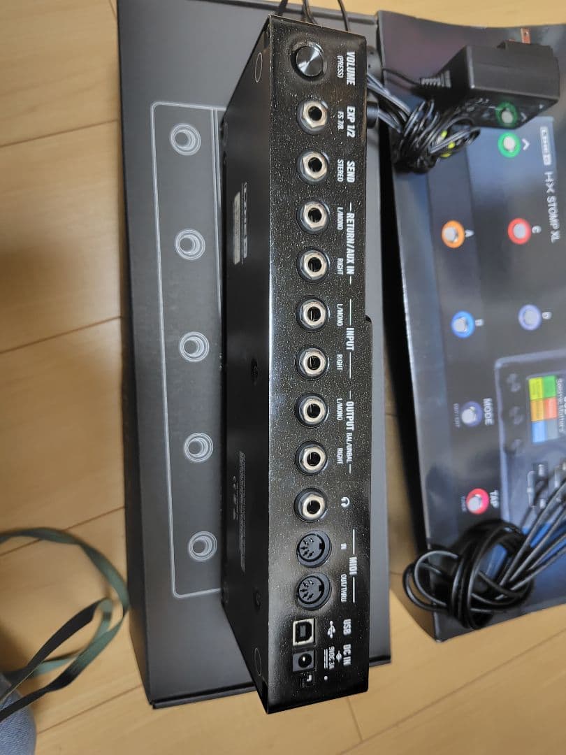 LINE6 HX STOMP XL 付属品完備