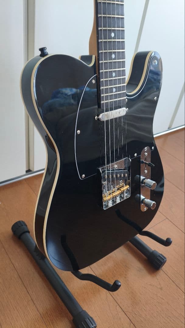 テレキャスタータイプ　メーカー不明　布袋寅泰　バンビーナ　ダブルバインディング