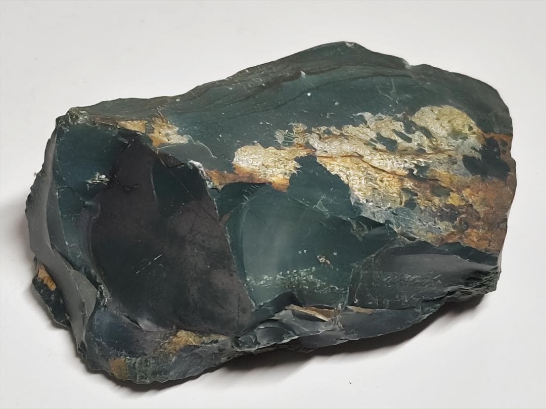 M-82 出雲石 182g 碧玉 瑪瑙 原石 鑑賞石 自然石 誕生石 鉱石 鉱物