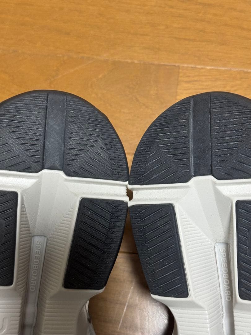 その他 on cloud pulse 25cm