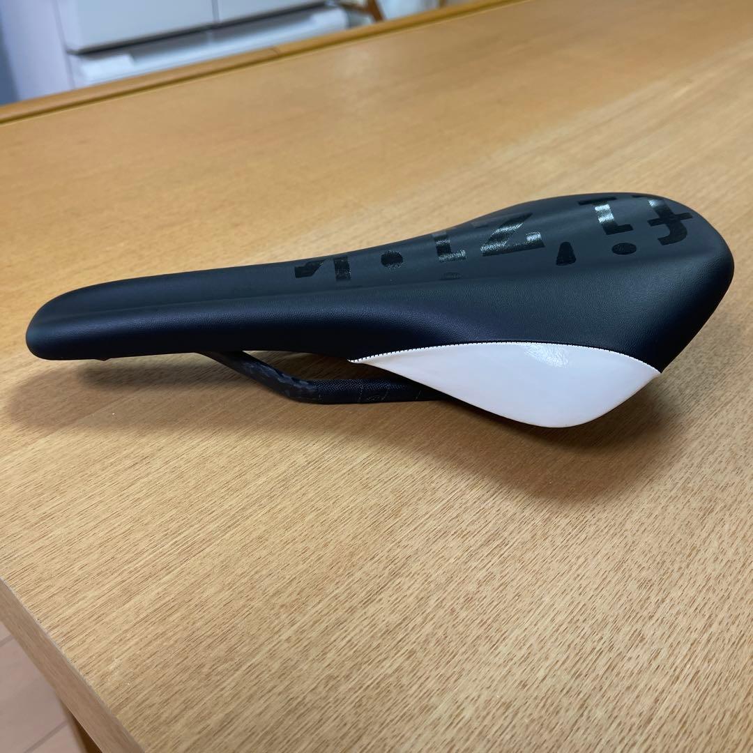 【美品】fi'zi:k(フィジィーク)Antares VERSUS Carbon