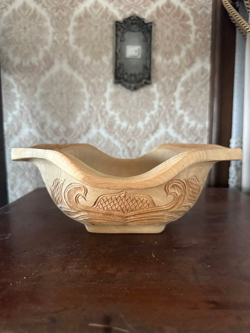 二風谷　アイヌ　工芸　ニマ　彫物