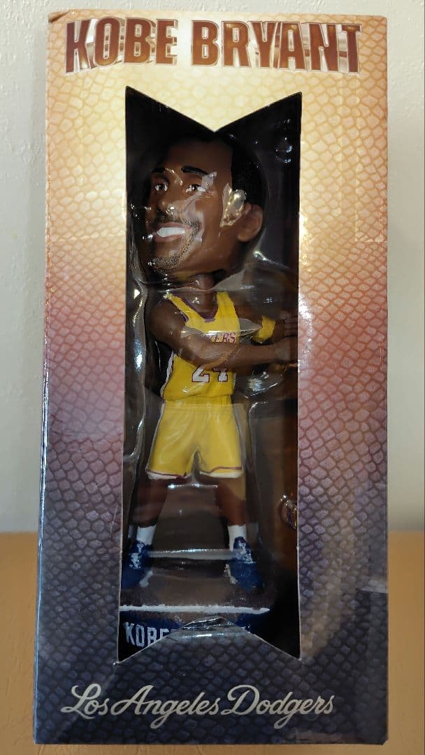 【新品未開封】コービーブライアント ボブルヘッド