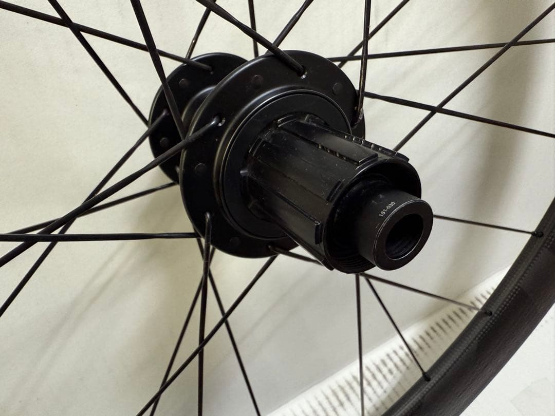 ZIPP404 FIRECREST カーボンホイール 前後セット シマノフリー