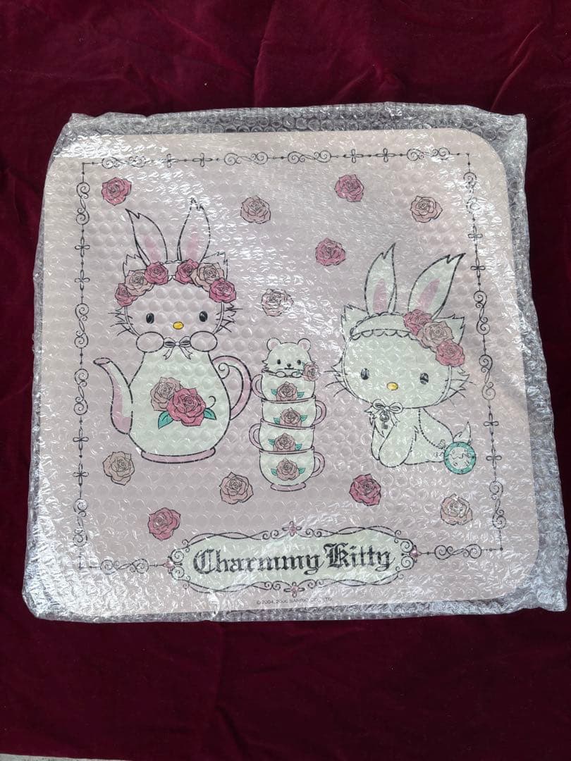 ウサミミ　チャーミーキティ　ミニ　テーブル　2006