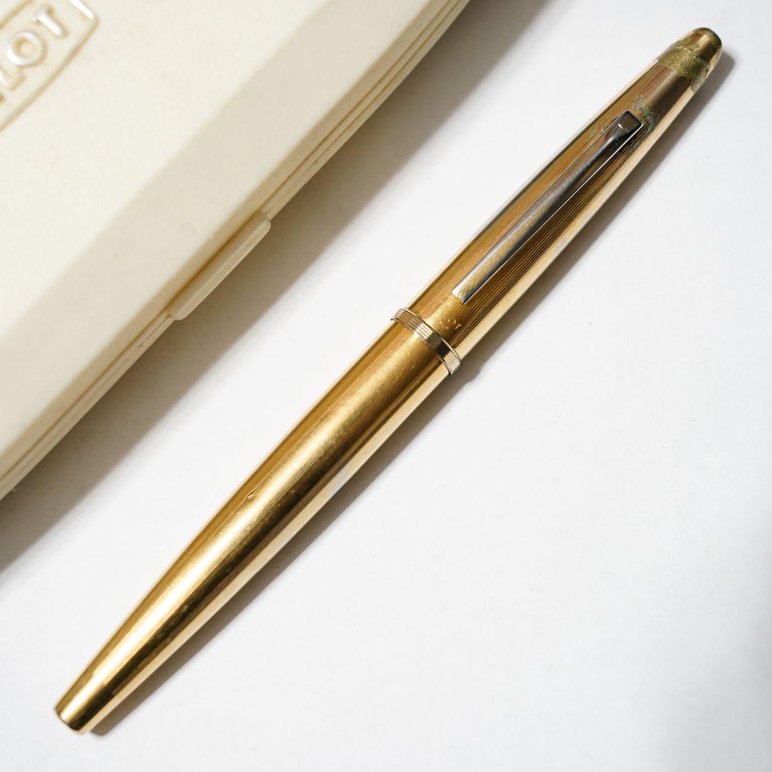 Pilot　C-1000GW　キャップレス　万年筆　廃盤　パイロット　金張り