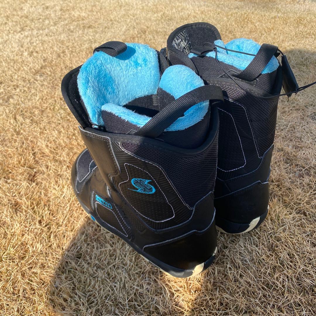 女性用スノーボードブーツ BOAシステム搭載