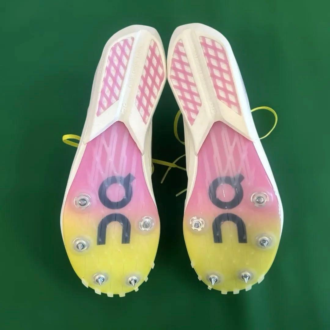 オン クラウドスパイク アンプリウス2 26.5cm