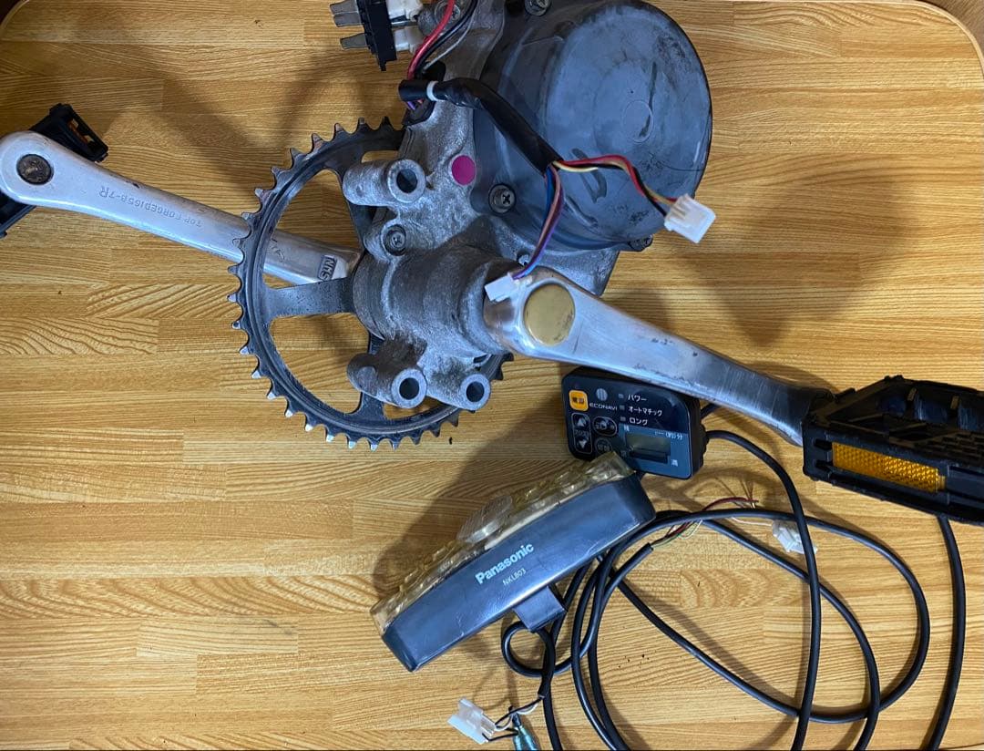 Panasonic 電動アシスト自転車 モーター、コントロールパネル、ライト.