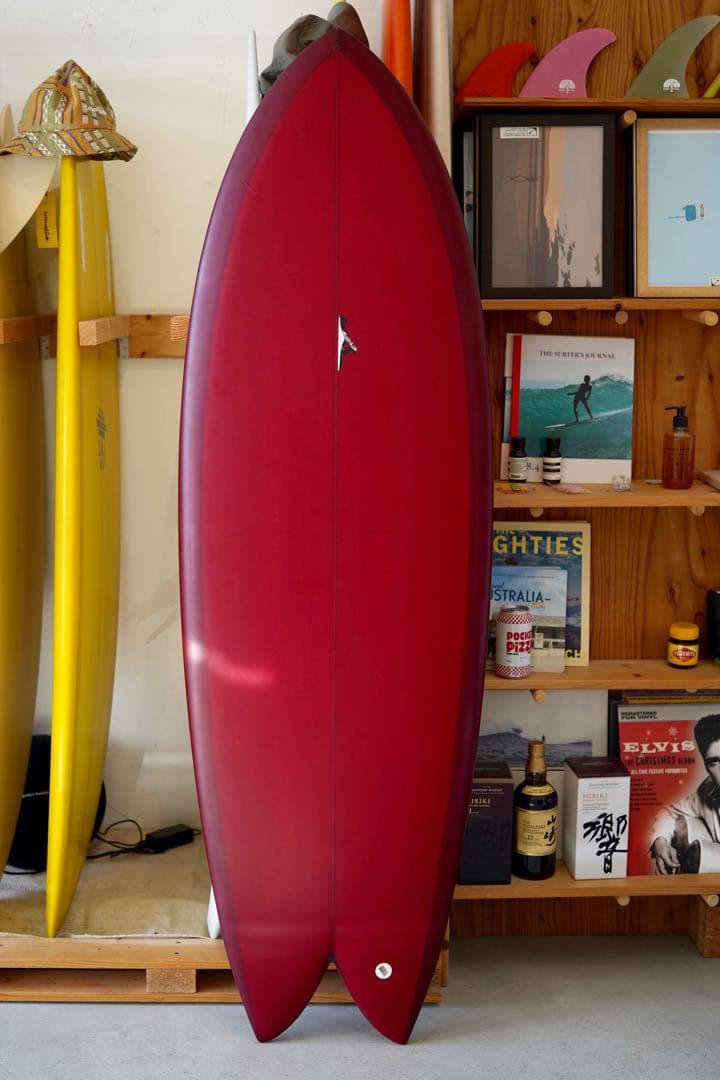 トーマスサーフボード　5.６ツイン　未使用