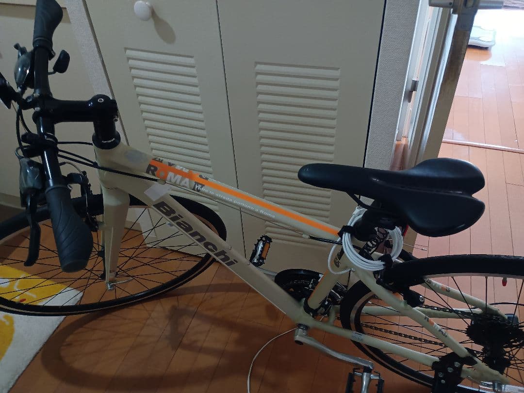 bianchi　ROMA4　クロスバイク 自転車　直渡しのみ