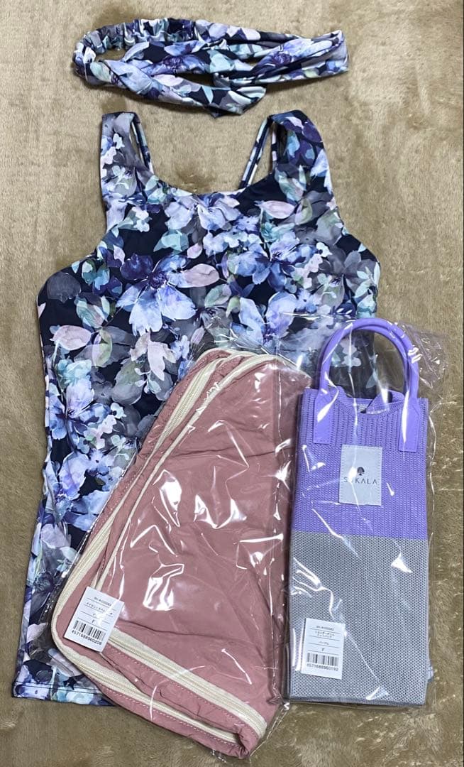 SUKALA Sサイズタンクトップ、ヘアバンド、トラベルポーチ、ショルダーバッグ