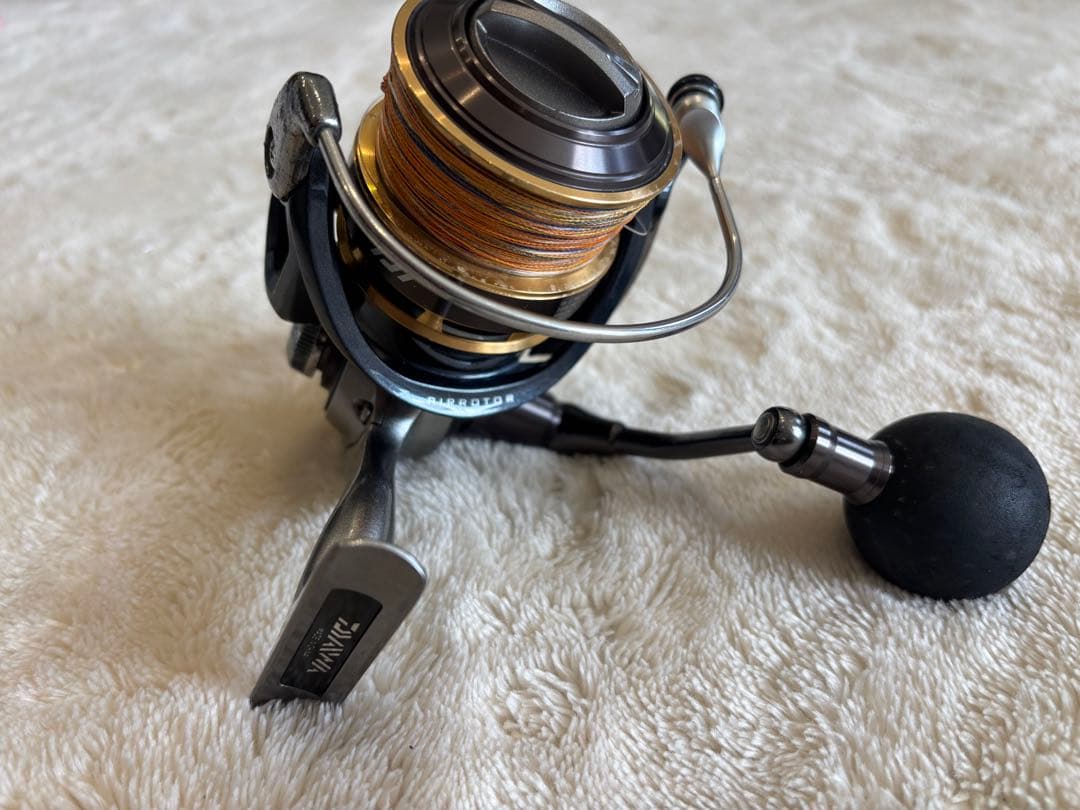 DAIWA VADEL 4000 スピニングリール