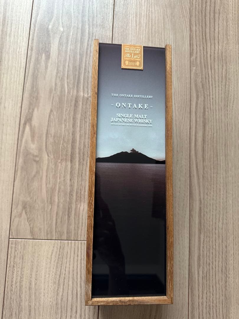 ONTAKE SINGLE MALT JAPANESE WHISKY 木箱入り