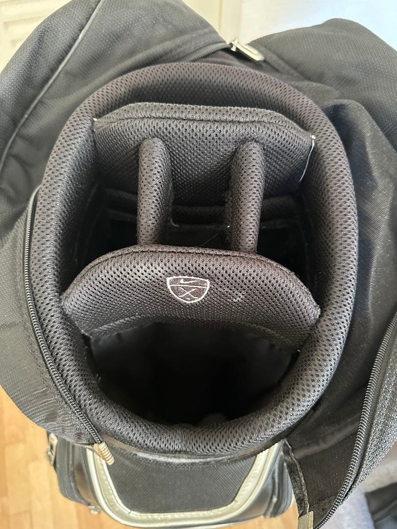 Nike キャディバッグ 黒/シルバー