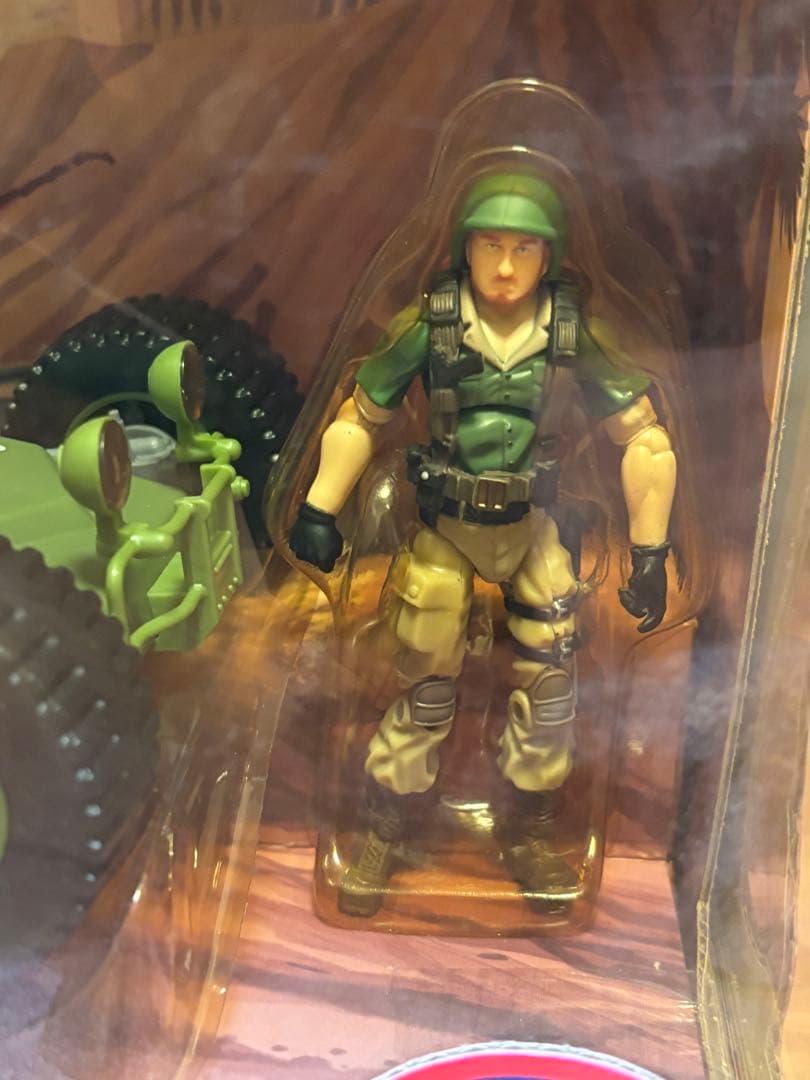 ハズブロ G.I.JOE A.W.E. STRIKER アクションフィギュア