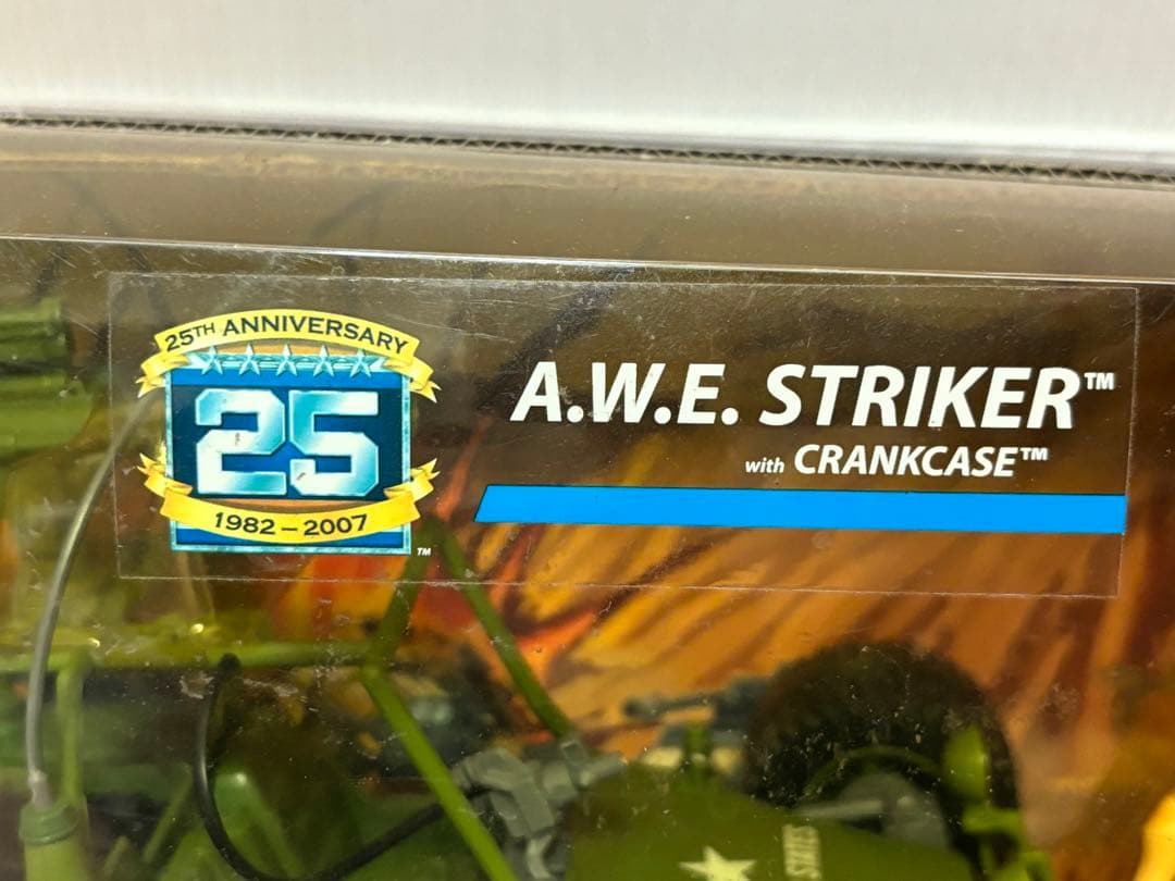 ハズブロ G.I.JOE A.W.E. STRIKER アクションフィギュア