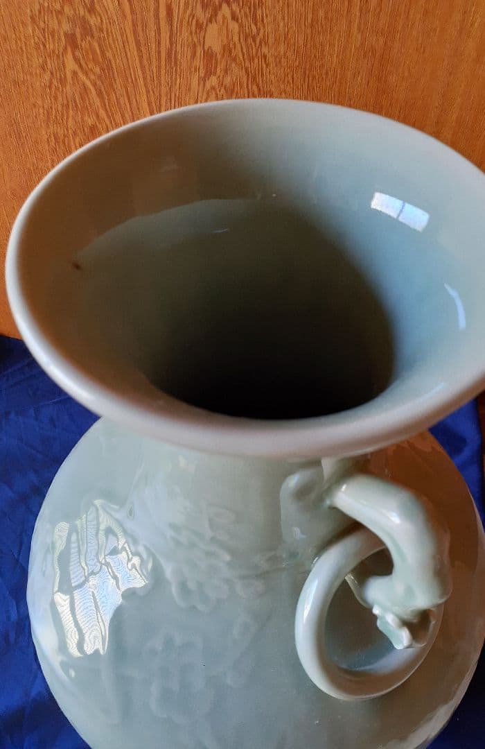 値下げしました！中国美術　龍泉窯　青磁　美品　花瓶