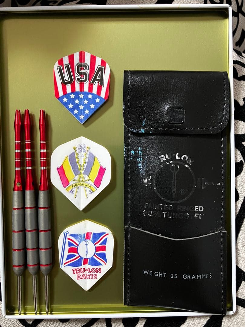 ダーツセット一式　ビンテージ　英国製