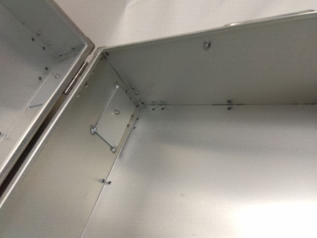 アルミトランク　アルマイト加工　日本製　大型サイズ　アルミ製