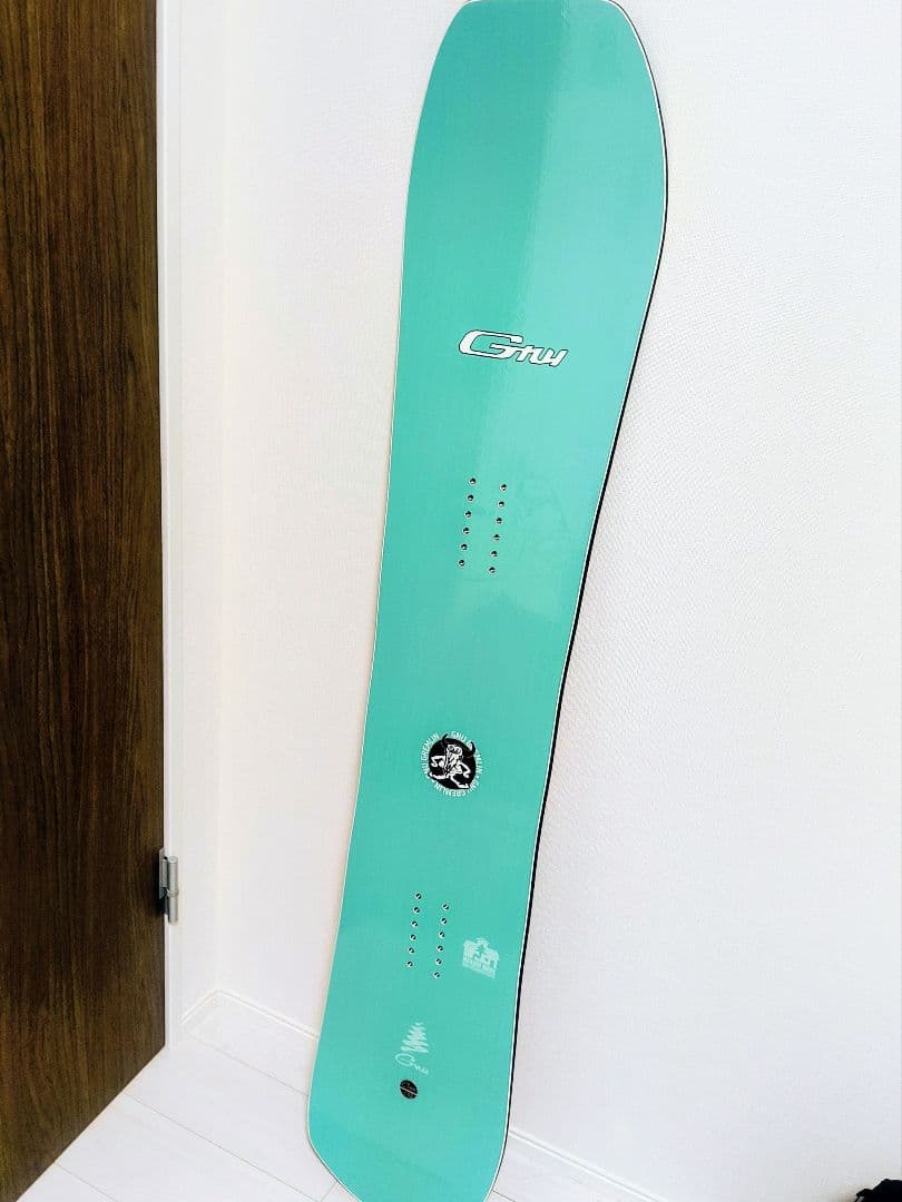 【2/5限定価格】25-26 GNU gremlin 152 板のみスノーボード