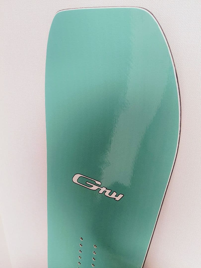 【2/5限定価格】25-26 GNU gremlin 152 板のみスノーボード