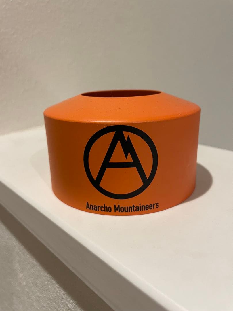 Mountain research ガス缶カバー　オレンジ