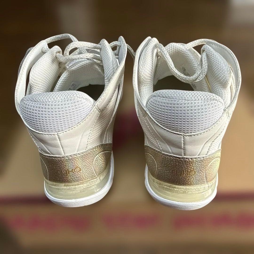 美品！ジャザサイズ スニーカーryka ホワイト/ゴールド E1270M-155