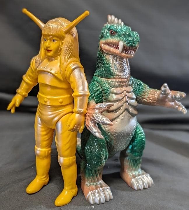 マグマ大使＆灼熱怪獣アロン・大恐竜（ブルマァク復刻）ソフビフィギュア２体セット