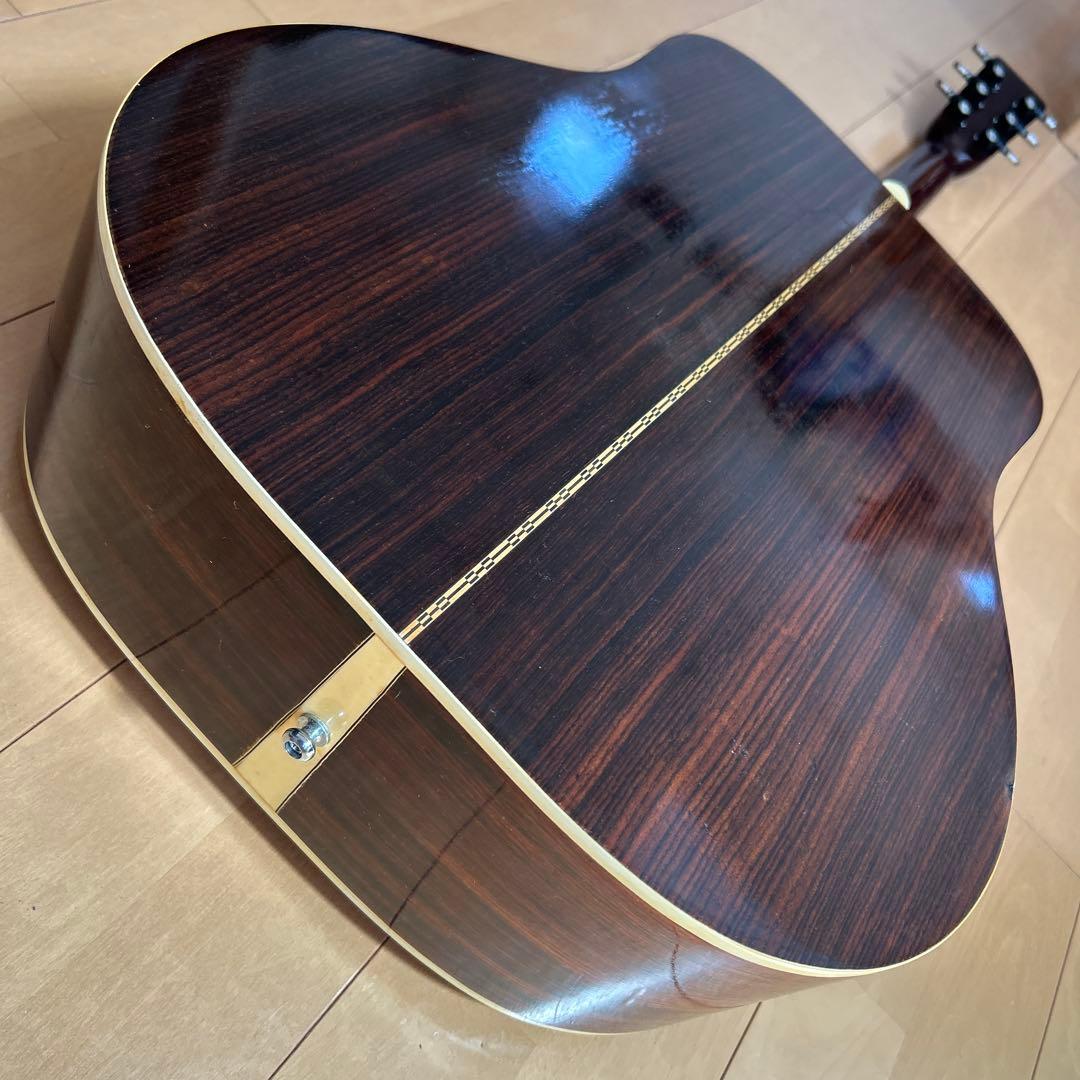 フェルナンデス W-200