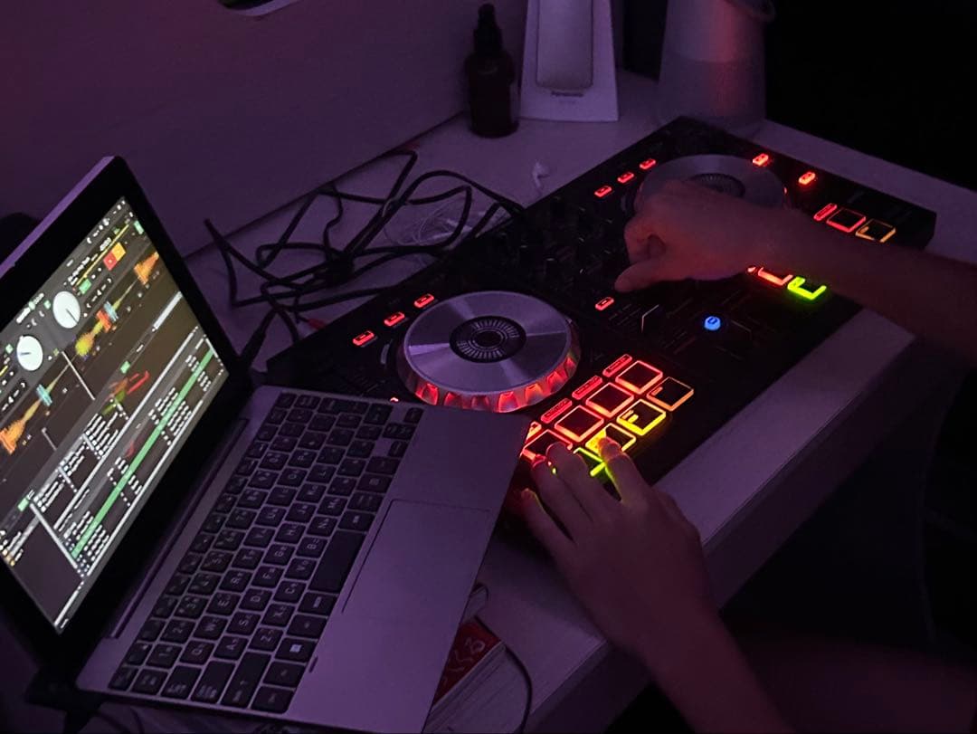 Pioneer DDJ-SB コントローラー