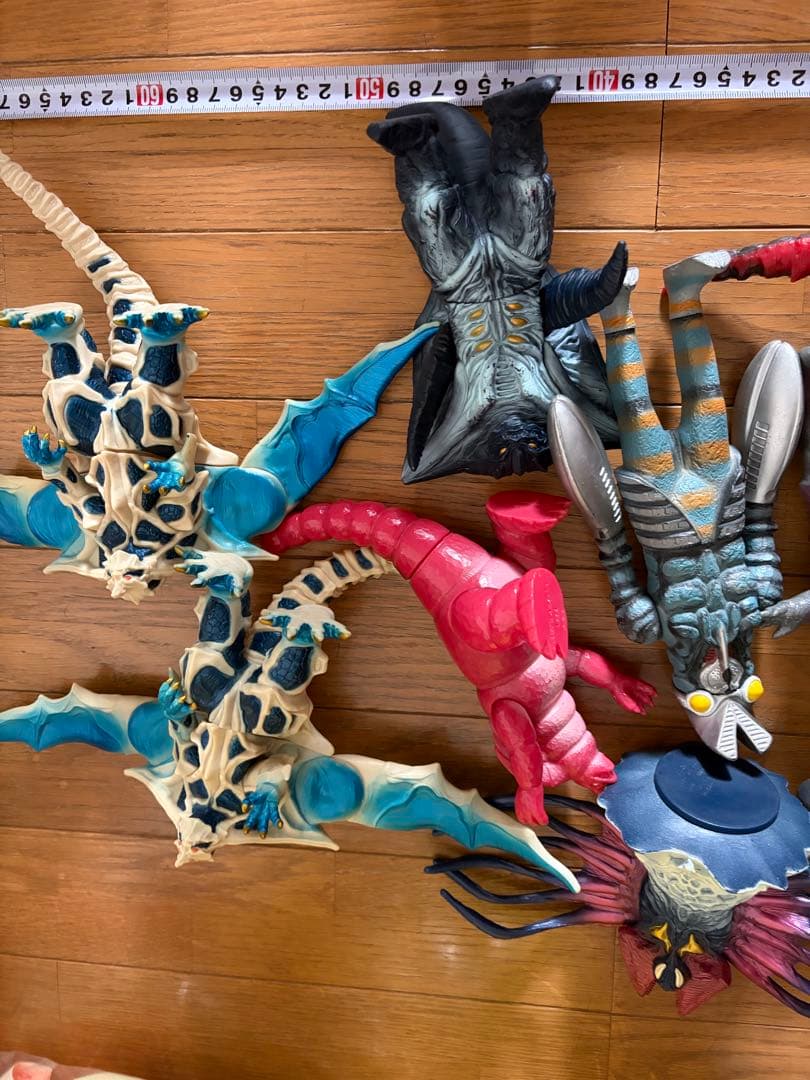 ウルトラマン怪獣フィギュア　ウルトラマンシリーズ　　初期　フィギュア
