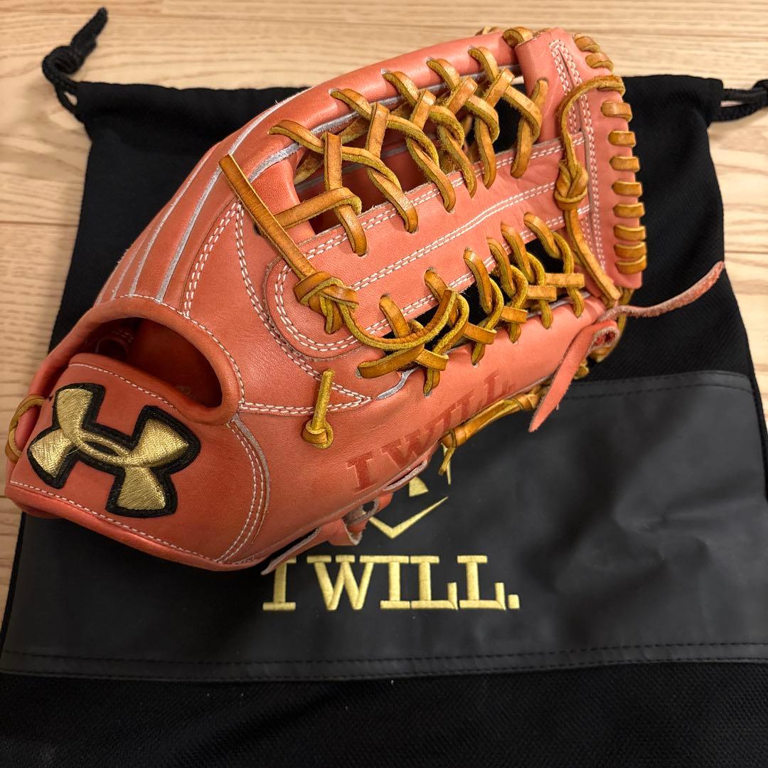 アンダーアーマー　硬式クローブ　外野手用