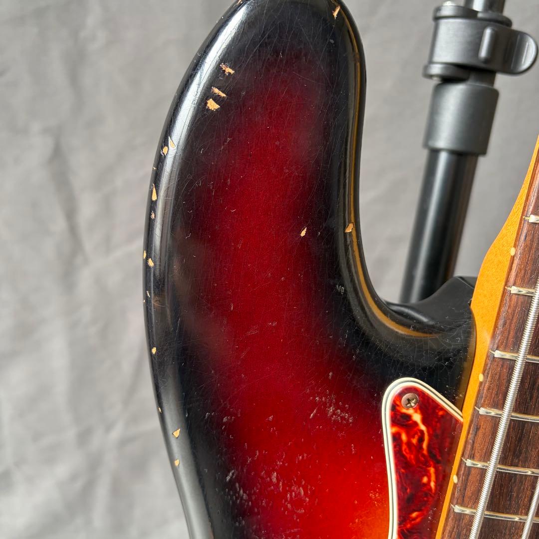 09年製 Fender roadworn 60s jazz bass