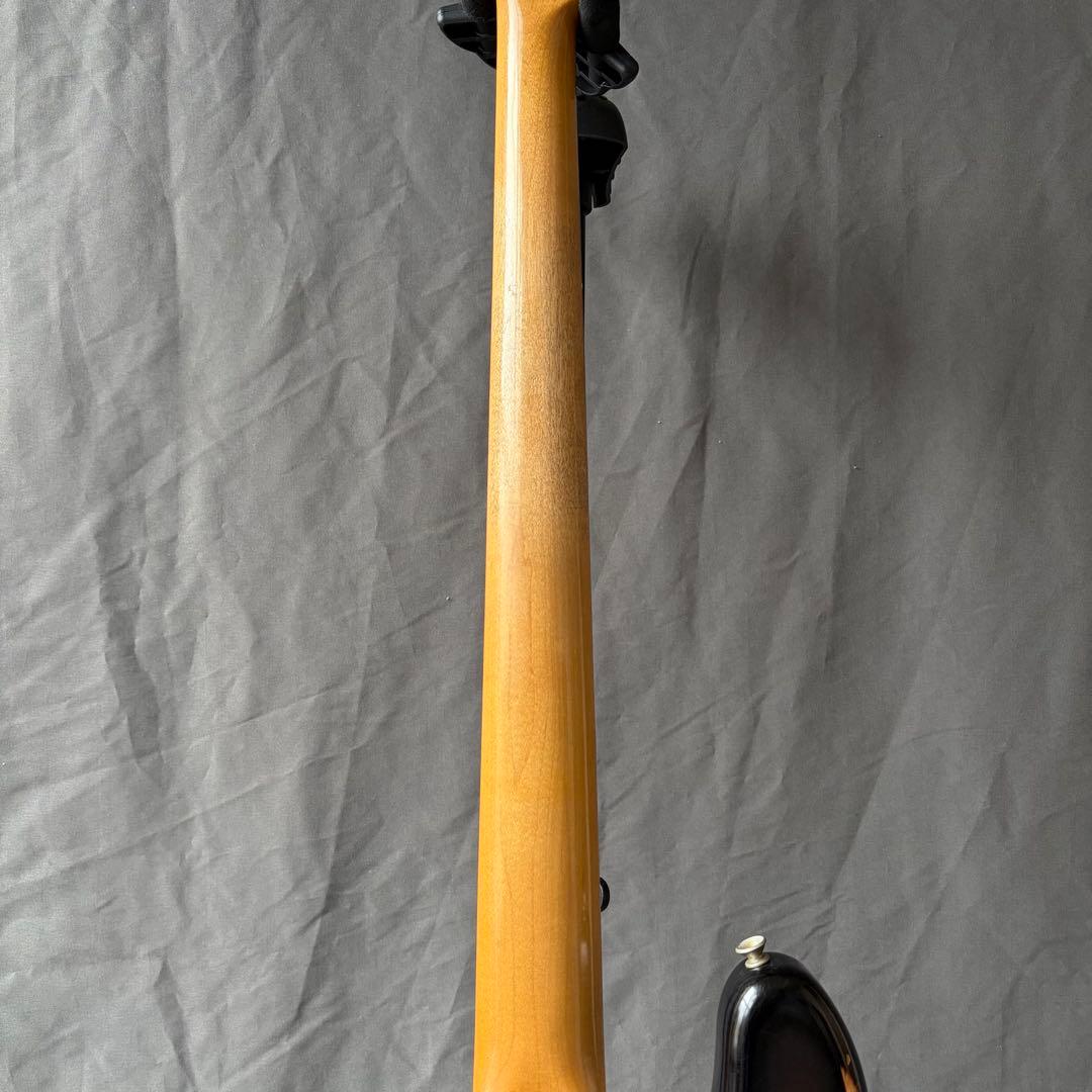 09年製 Fender roadworn 60s jazz bass