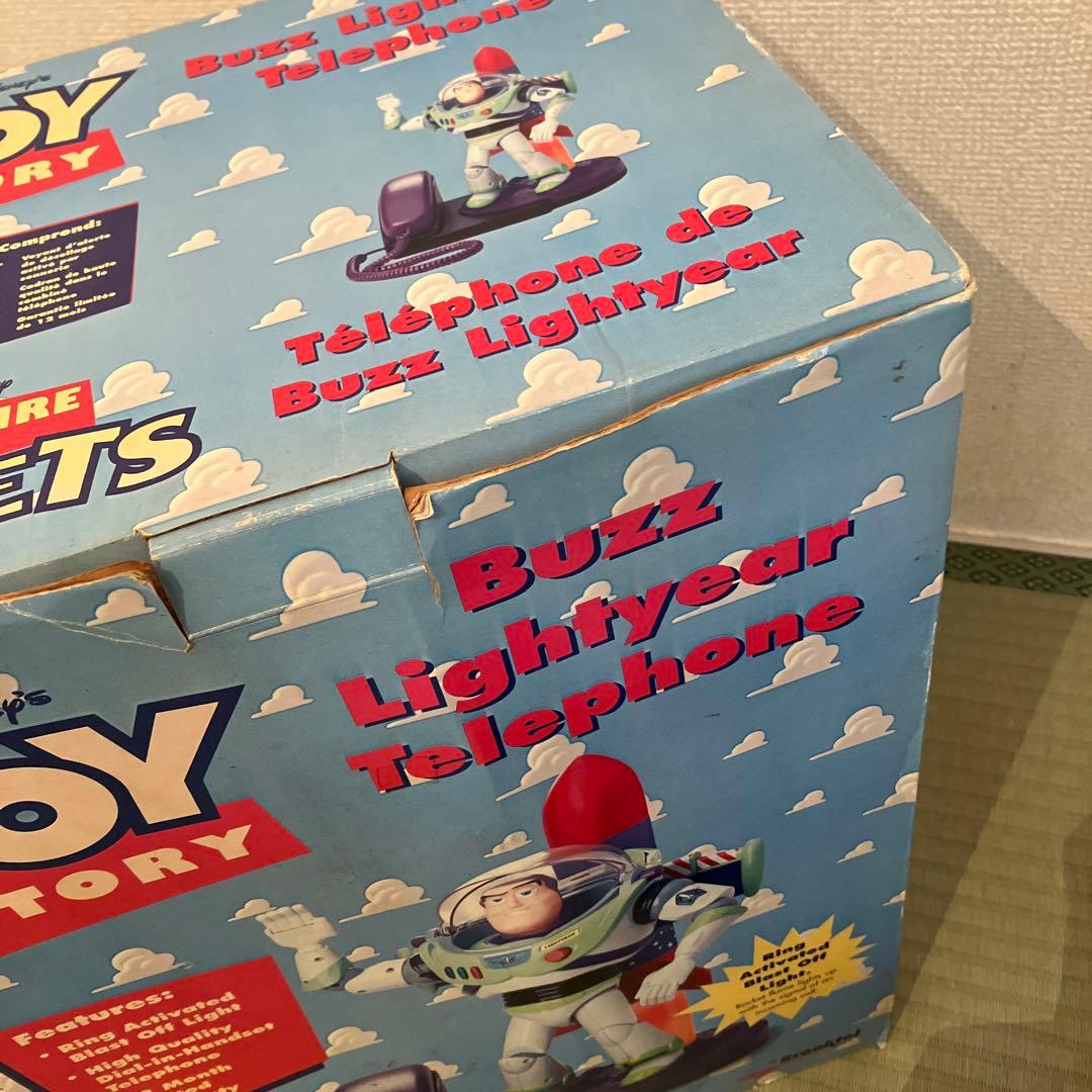 トイストーリー　バズ・ライトイヤー　電話