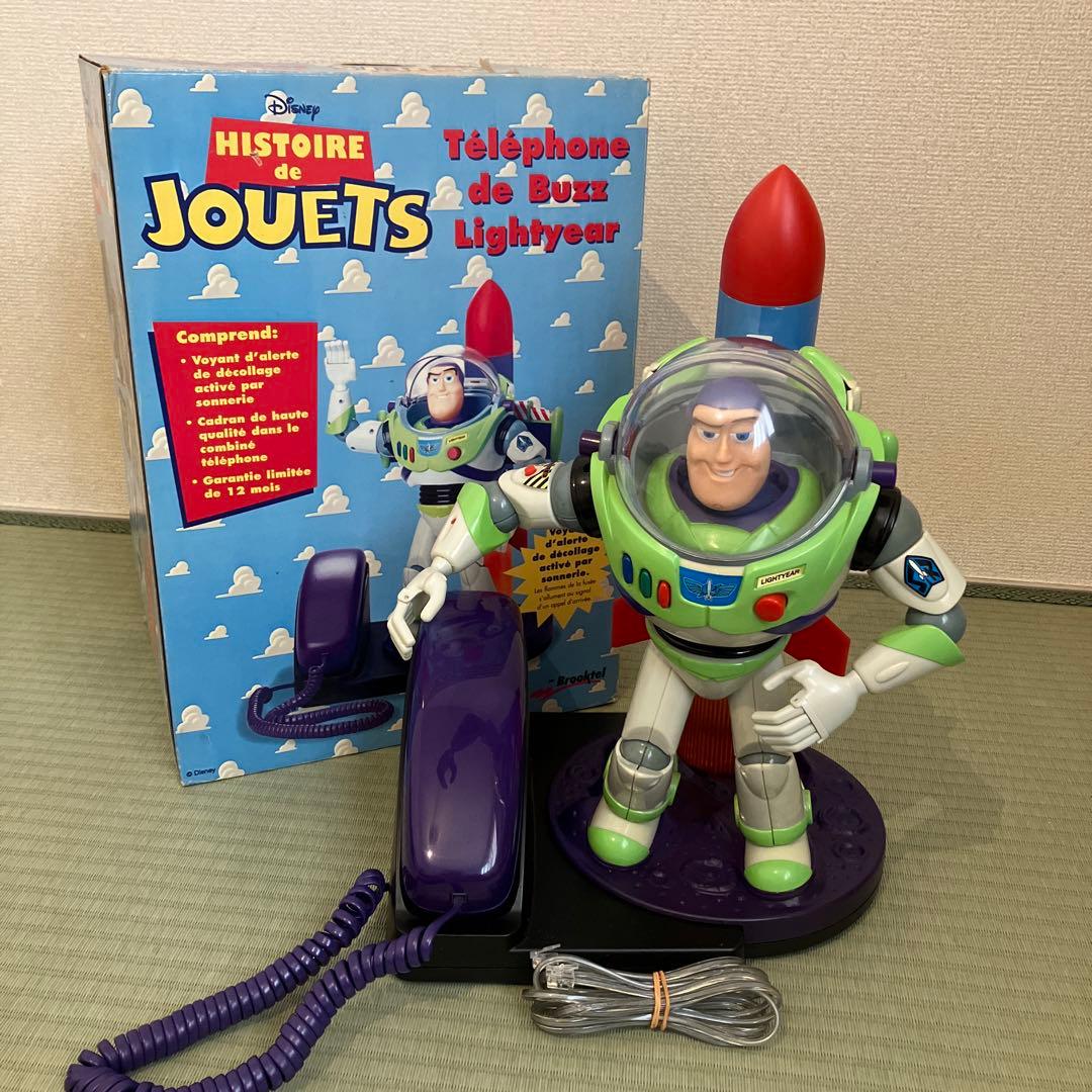 トイストーリー　バズ・ライトイヤー　電話
