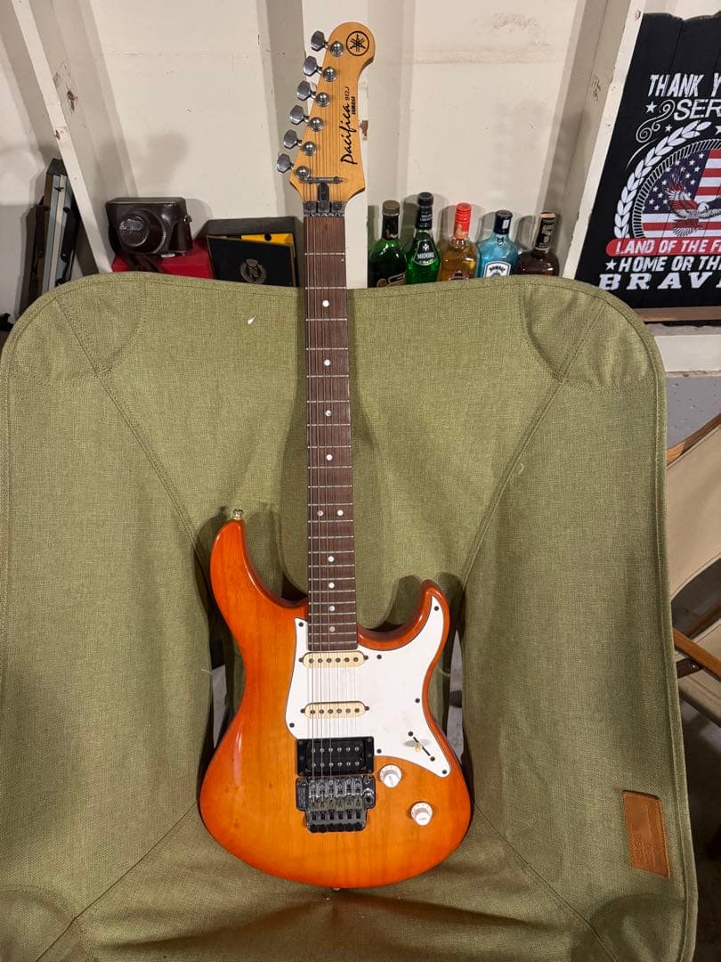 ギター YAMAHA PACIFICA 912