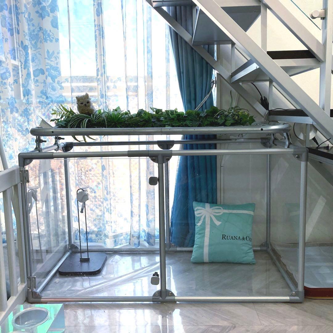 アクリル製ペットケージ　インスタ映え　おしゃれ