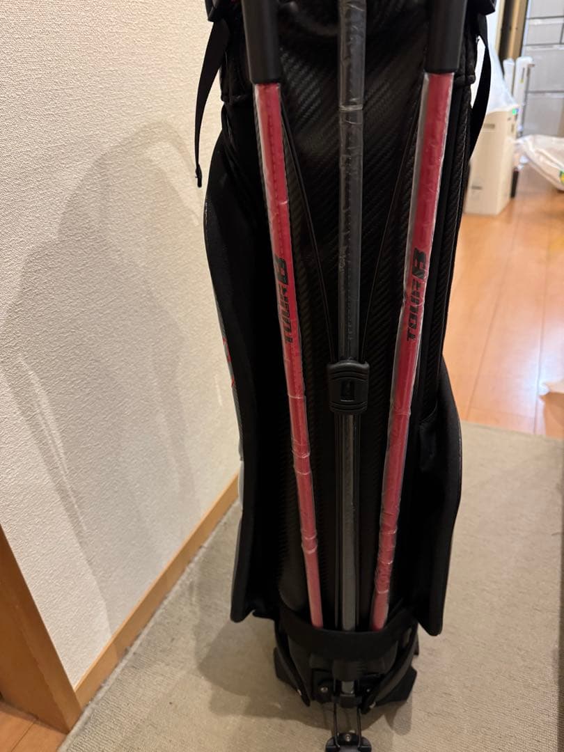 ブリヂストン TOUR B セルフスタンドクラブケース付きスタンドキャディバッグ