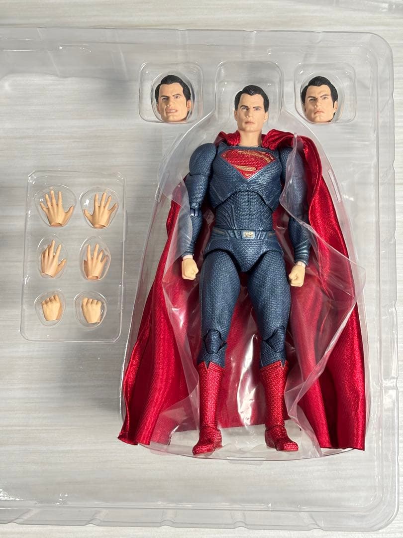 正規品 MAFEX スーパーマン フィギュア figure ジャスティスリーグ
