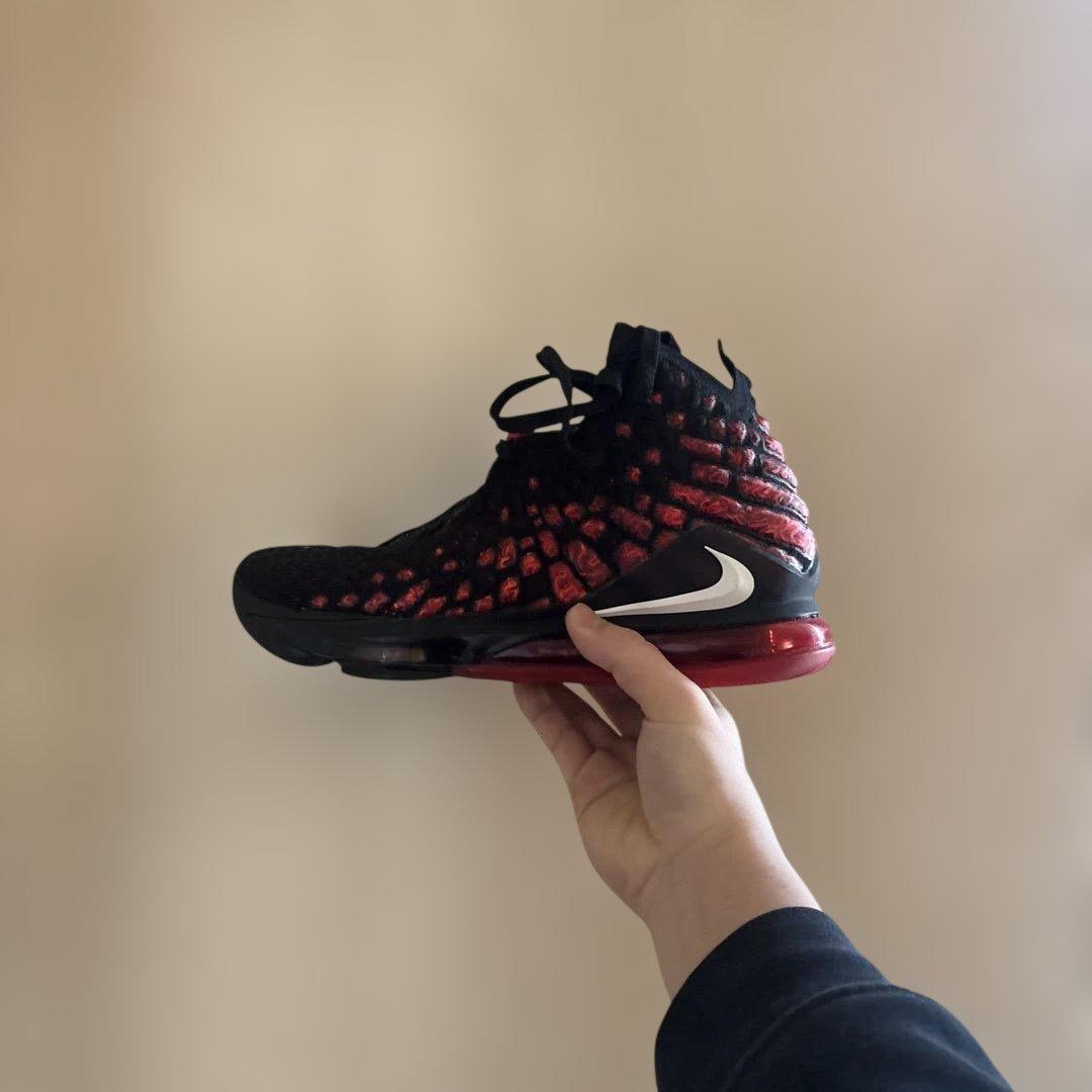 シューズ(男性用) Nike Lebron 17 \